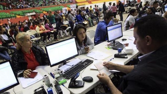 Abogados piden suspensión de ferias migratorias Crisol de Razas