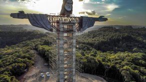La estatua de Encantado llevará por nombre Cristo Protector y medirá 43 metros de altura, incluyendo su pedestal, lo que la convertirá en la tercera estatua de este tipo más alta del mundo.