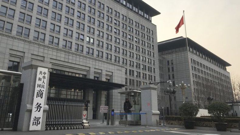 EEUU y China cierran contactos sobre guerra arancelaria