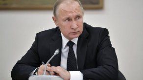 Putin firma ley que permitirá retransmitir el escrutinio en presidenciales