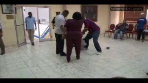 Pastor traslada a indigentes de albergue a Municipio de Colón