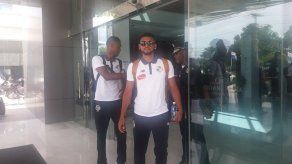 Selección viaja rumbo a San Salvador para concentración