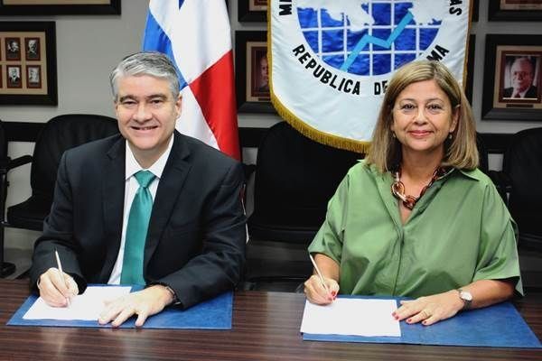 Panamá y Banco Mundial firman contrato sobre programa de desarrollo