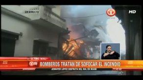 Varios caserones consumidos por incendio en Santa Ana