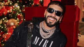 Anuel AA regresó a los escenarios con el pie derecho
