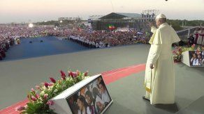Papa Francisco se despide del pueblo panameño y agradece la hospitalidad recibida