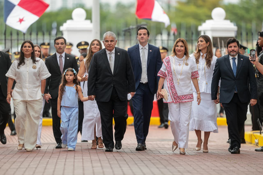 Presidente José Raúl Mulino entrega el Pabellón Nacional&nbsp;