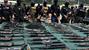 Hallan arsenal de fusiles en cárcel de pandilleros de Barrio 18 en Honduras