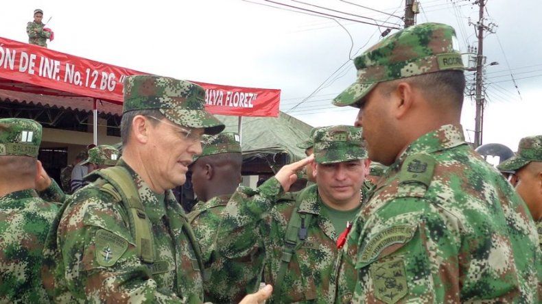 FARC anuncia que activó protocolo para liberar a general colombiano