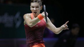 Halep cae ante Radwanska y es eliminada del Masters de Singapur