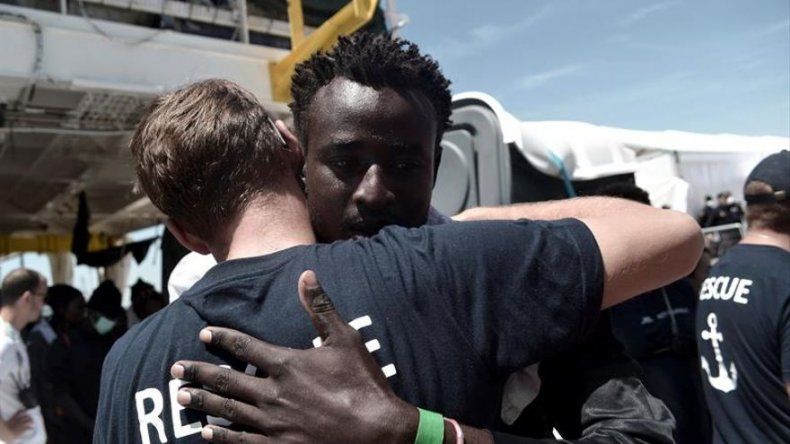 Migrantes del Aquarius, de vuelta en centro de acogida tras furgarse