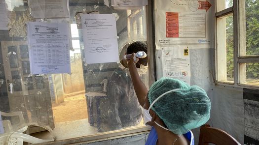 Congo confirma nuevo caso de ébola ligado a brote anterior