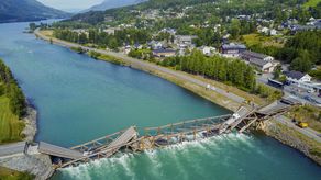El puente de Noruega tenía una longitud de casi 150 metros.