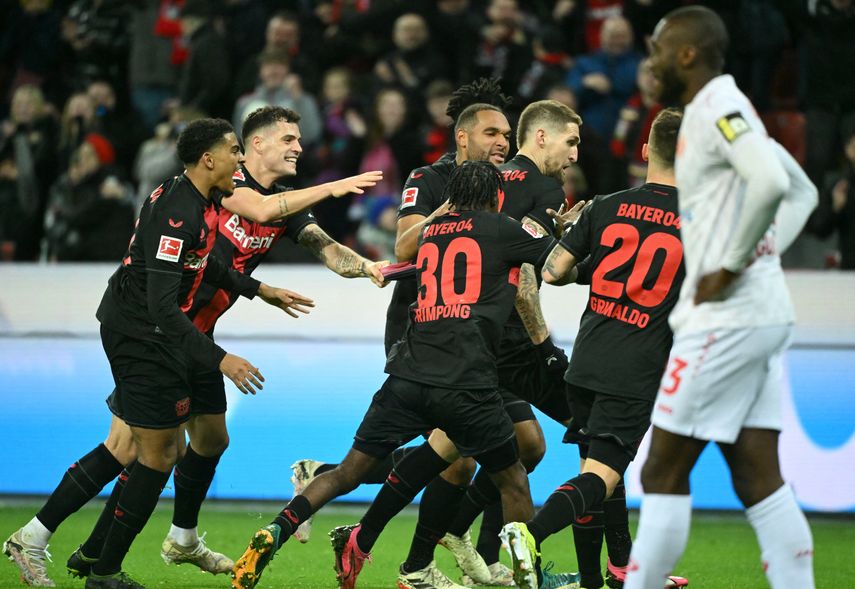 Bayer Leverkusen vence al Maguncia y bate récord de partidos invictos