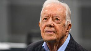 Expresidente de EE.UU. Jimmy Carter se fractura su pelvis al caerse en casa