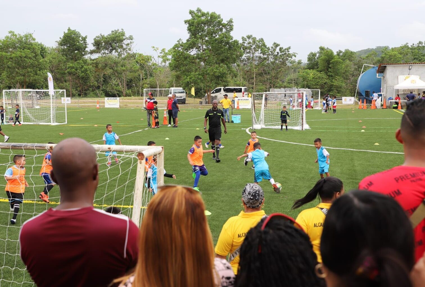 Alcaldía de Panamá convoca a audiencia pública sobre regulación del Parque Norte.