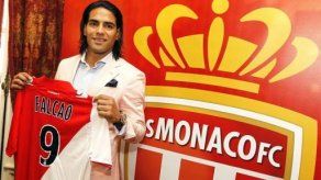 Falcao despide 2013 con una derrota y lejos de su mejor forma