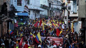 Indígenas y sindicatos marchan en Quito para exigir libertad de detenidos