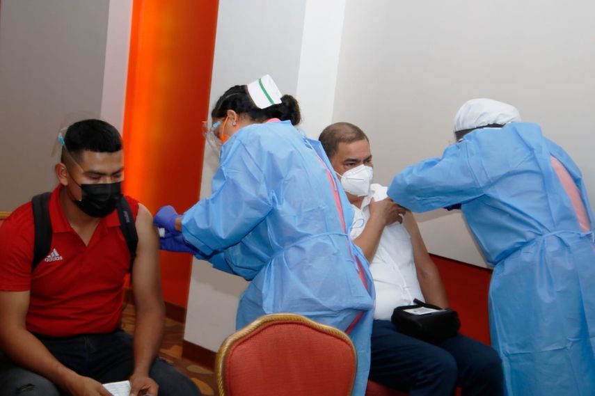 Jornadas de vacunación contra covid-19 en Panamá.