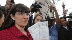 Líder de mujeres mormonas enfrenta excomunión