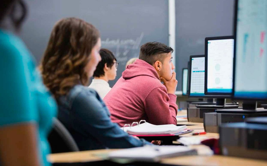 Postúlate a las estancias académicas disponibles para estudiantes panameños.