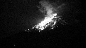 Volcán mexicano Popocatépetl emite exhalaciones de moderada intensidad