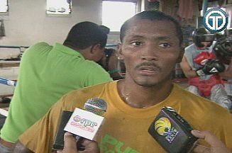 Anselmo Chemito Moreno campeón mundial de Peso Gallo