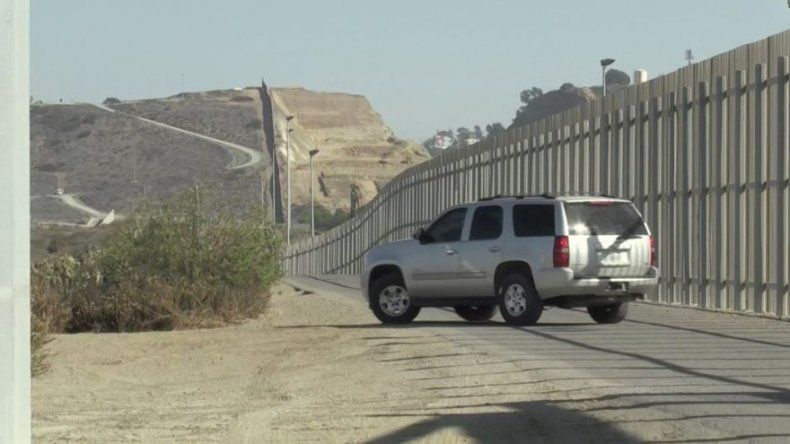 Pentágono libera 3.600 millones de dólares para muro en la frontera con México