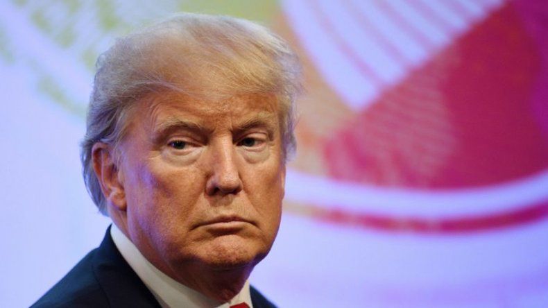 Trump cierra gira por Asia con reuniones con socios de EEUU