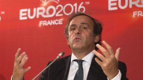 Platini reitera su deseo de que el Mundial-2022 de Catar sea en invierno