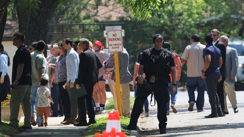 Tiroteo en EEUU: Mujer mata a 3 niños y 3 adultos en colegio