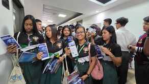 Fundación Tu Carrera inicia feria vocacional para estudiantes de bachiller.