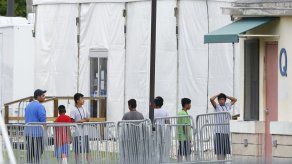 EEUU rechaza solicitudes de jóvenes inmigrantes por su edad