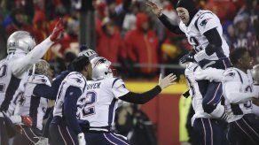 Patriots ganan en Kansas City y van ante Rams en Super Bowl