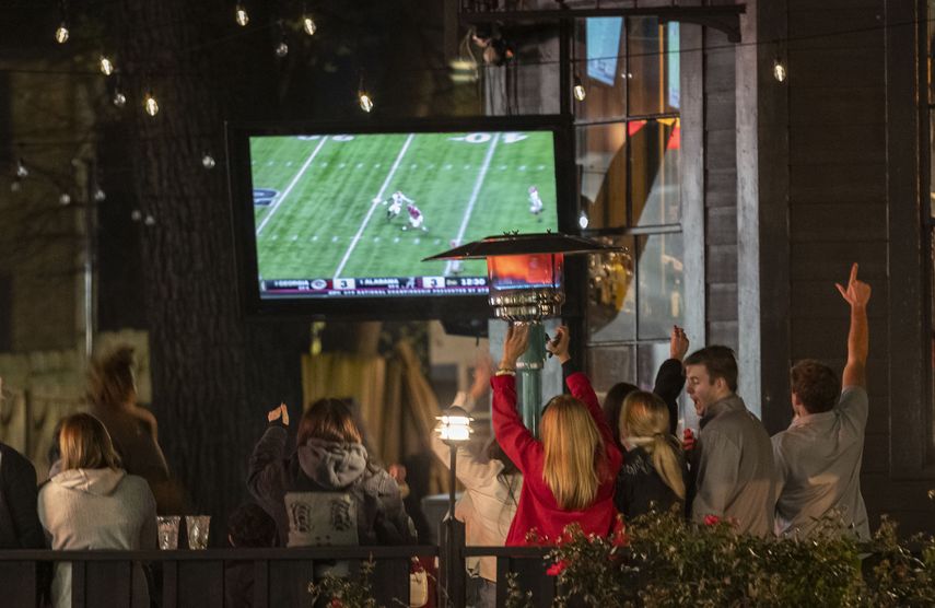 Compran a monitora de medios Nielsen por 16,000 millones de dólares