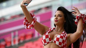 Qatar 2022: Ivana Knoll, la modelo croata que causa furor en redes y repudio entre qatarís