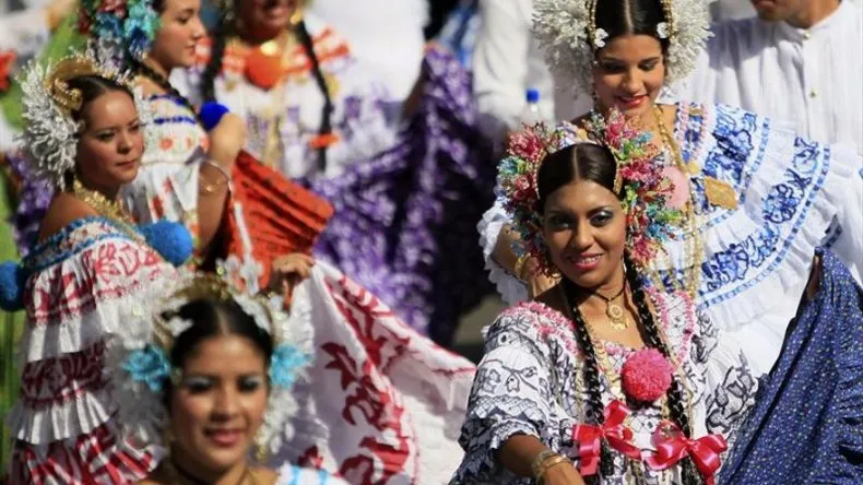 Ltimo D A De Inscripci N Para El Desfile De Las Mil Polleras