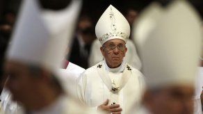 Alistan matrimonios masivos para recibir al Papa en Bolivia