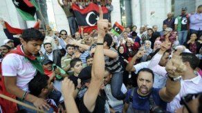Pueblo libio reacciona a muerte de Muamar Gadafi