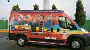 Condomóvil cruza Argentina contra enfermedades de transmisión sexual