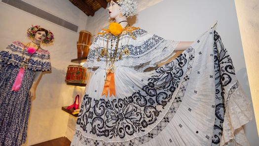 Museo de la Pollera en Mi Pueblito Museo de la Pollera en Mi Pueblito