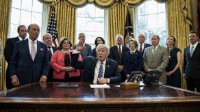 Trump: lazos con Rusia están en un peligroso bajo nivel por culpa del Congreso