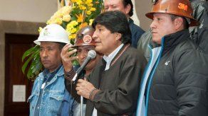 Morales aumenta salario de trabajadores