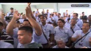 Operadores y directivos de Mi Bus logran acuerdo y se levanta paro