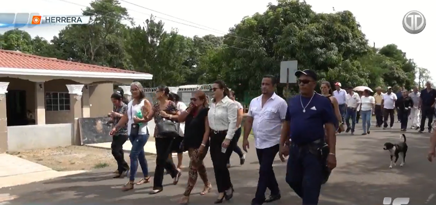 Realizan honras fúnebres de adulta mayor asesinada durante robo en Parita.