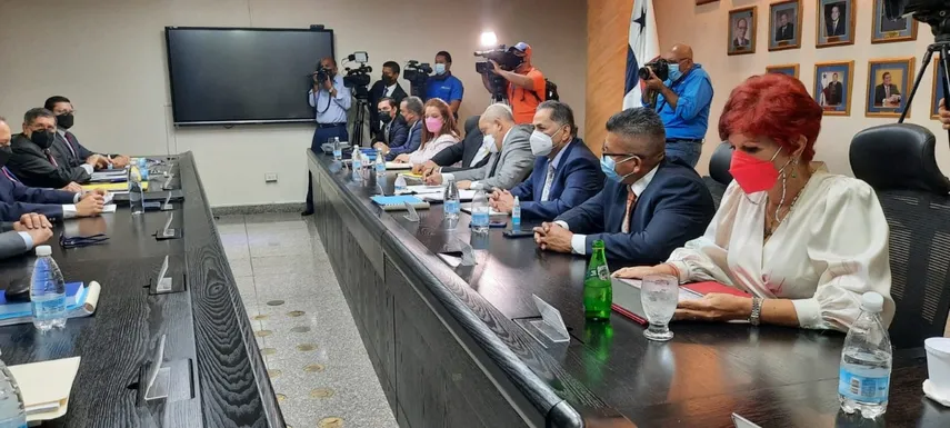 Modificación al Código Electoral ha sido prohijado