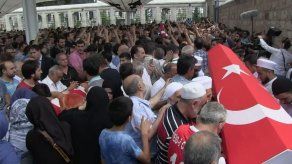 Turquía detiene a miles de soldados