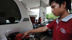 Precios del combustible bajan a partir de este viernes Precios del combustible bajan a partir de este viernes