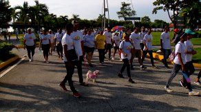 Realizan XXIII Caminata Susie Thayer