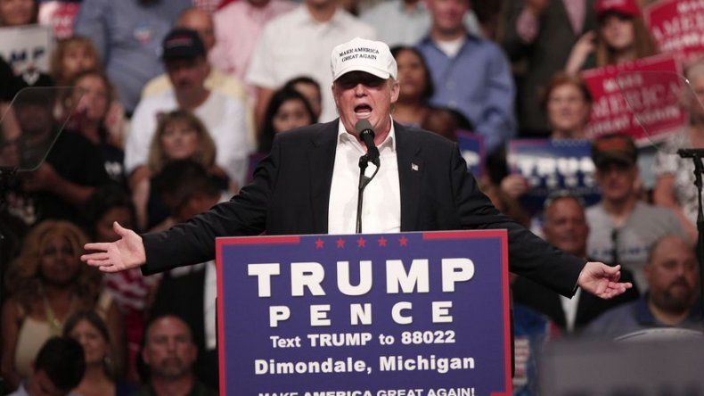 ¿Qué pueden perder?, pregunta Donald Trump a comunidad negra de EEUU